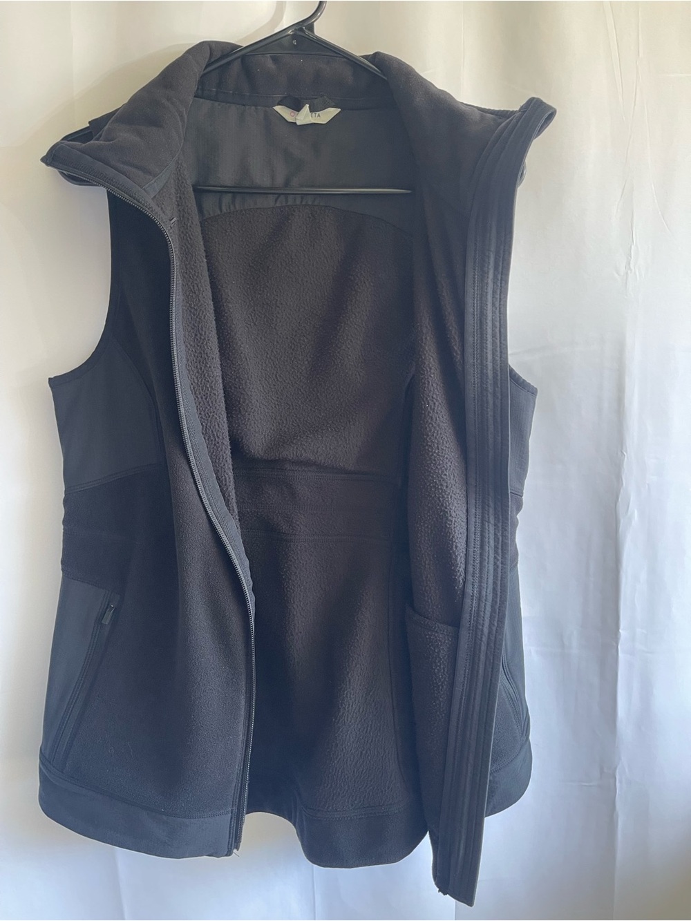 Athleta Black Full-Zip Fleece Vest - Picture 6 of 9